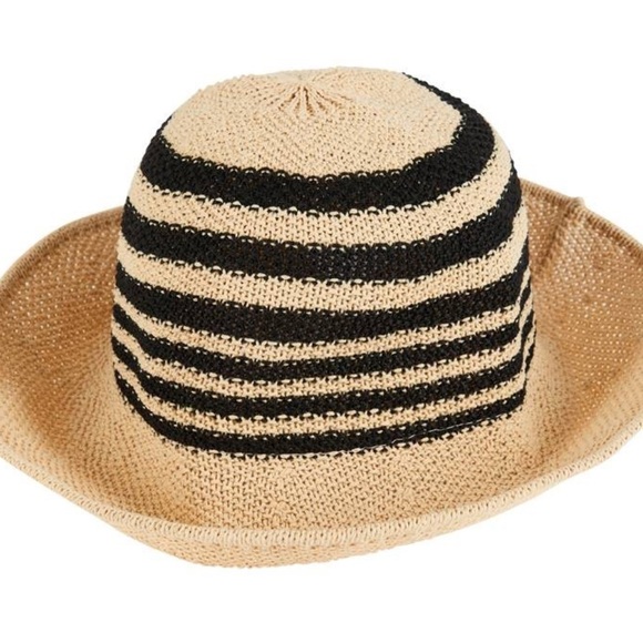 NWT SUMMER & ROSE
Aria Bucket Hat w/ Stripes - Picture 3 of 4